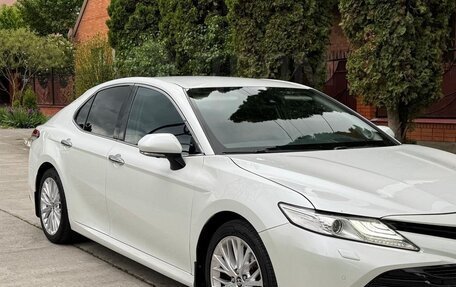 Toyota Camry, 2020 год, 2 490 000 рублей, 18 фотография