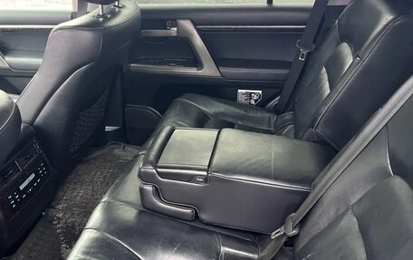 Toyota Land Cruiser 200, 2010 год, 2 350 000 рублей, 15 фотография