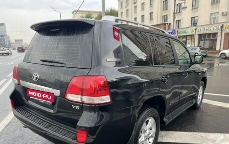 Toyota Land Cruiser 200, 2010 год, 2 350 000 рублей, 7 фотография