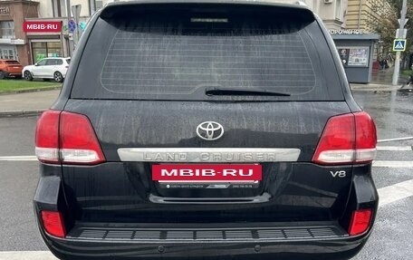 Toyota Land Cruiser 200, 2010 год, 2 350 000 рублей, 8 фотография