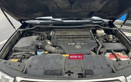 Toyota Land Cruiser 200, 2010 год, 2 350 000 рублей, 17 фотография