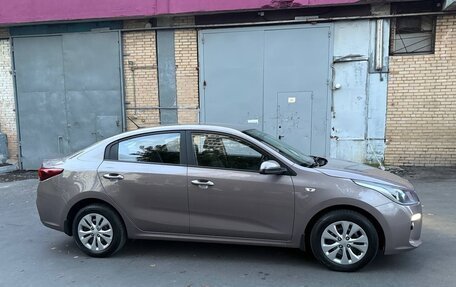 KIA Rio IV, 2018 год, 1 390 000 рублей, 5 фотография