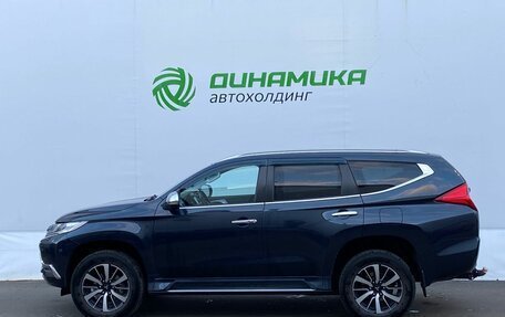Mitsubishi Pajero Sport III рестайлинг, 2018 год, 3 050 000 рублей, 8 фотография