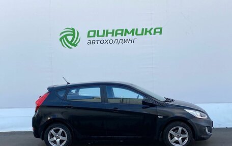 Hyundai Solaris II рестайлинг, 2013 год, 635 000 рублей, 4 фотография