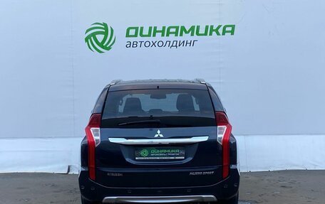 Mitsubishi Pajero Sport III рестайлинг, 2018 год, 3 050 000 рублей, 6 фотография