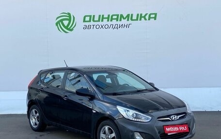 Hyundai Solaris II рестайлинг, 2013 год, 635 000 рублей, 3 фотография