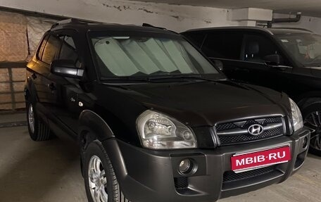 Hyundai Tucson III, 2005 год, 590 000 рублей, 1 фотография