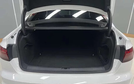 Audi A4, 2022 год, 2 300 000 рублей, 18 фотография