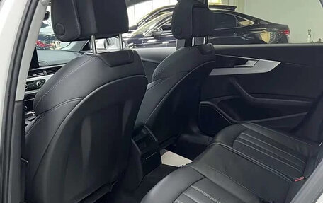 Audi A4, 2022 год, 2 300 000 рублей, 16 фотография