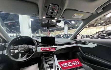 Audi A4, 2022 год, 2 300 000 рублей, 10 фотография