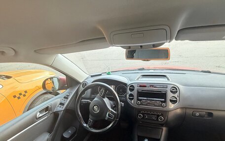 Volkswagen Tiguan I, 2011 год, 950 000 рублей, 5 фотография