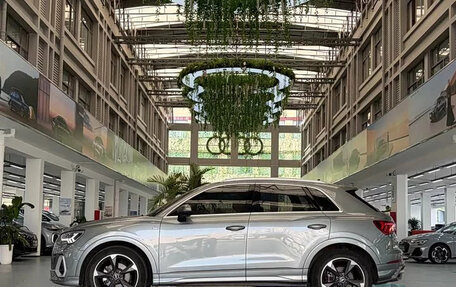 Audi Q3, 2023 год, 2 100 000 рублей, 5 фотография