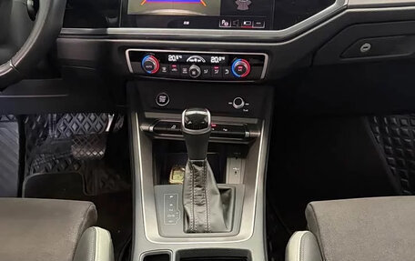 Audi Q3, 2023 год, 2 100 000 рублей, 13 фотография