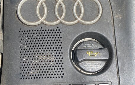 Audi A4, 2003 год, 500 000 рублей, 10 фотография
