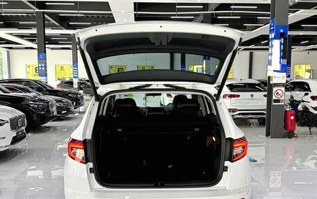 Skoda Karoq I, 2023 год, 1 750 000 рублей, 13 фотография
