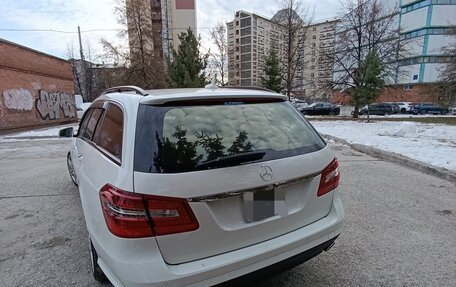 Mercedes-Benz E-Класс, 2010 год, 1 590 000 рублей, 2 фотография