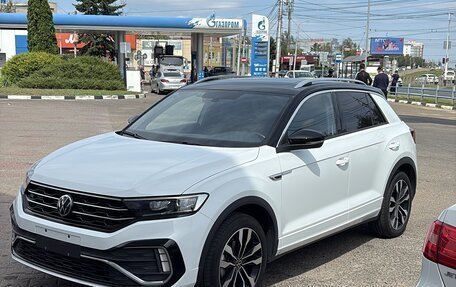 Volkswagen T-Roc R I, 2022 год, 1 990 000 рублей, 5 фотография