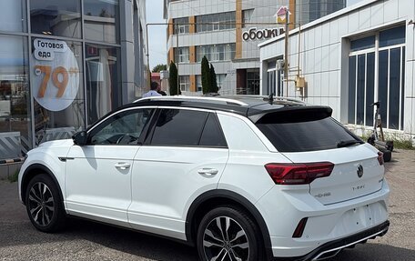 Volkswagen T-Roc R I, 2022 год, 1 990 000 рублей, 4 фотография
