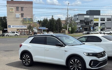 Volkswagen T-Roc R I, 2022 год, 1 990 000 рублей, 7 фотография