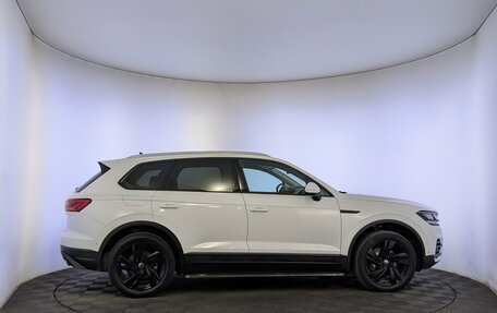 Volkswagen Touareg III, 2021 год, 7 250 000 рублей, 4 фотография
