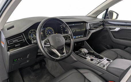 Volkswagen Touareg III, 2021 год, 7 250 000 рублей, 15 фотография