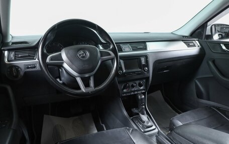 Skoda Rapid I, 2017 год, 1 199 000 рублей, 8 фотография