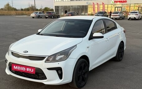 KIA Rio IV, 2017 год, 800 000 рублей, 2 фотография