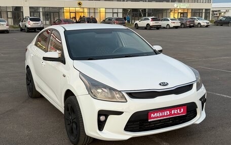 KIA Rio IV, 2017 год, 800 000 рублей, 1 фотография