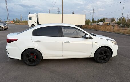 KIA Rio IV, 2017 год, 800 000 рублей, 6 фотография