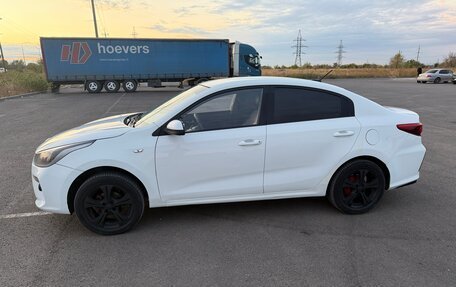 KIA Rio IV, 2017 год, 800 000 рублей, 7 фотография