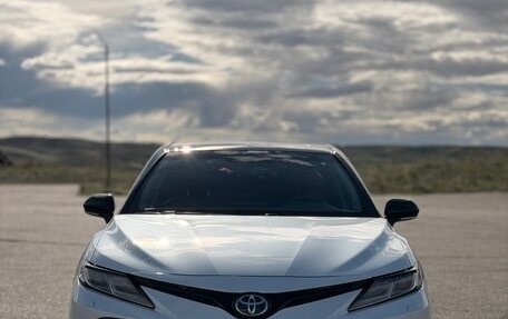 Toyota Camry, 2021 год, 2 930 000 рублей, 5 фотография