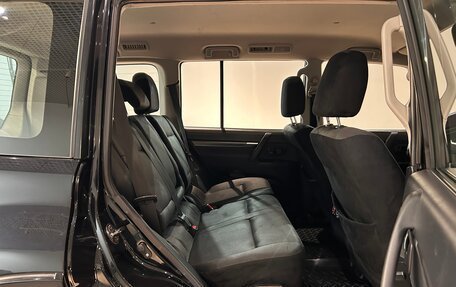 Mitsubishi Pajero IV, 2011 год, 1 745 000 рублей, 17 фотография