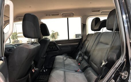 Mitsubishi Pajero IV, 2011 год, 1 745 000 рублей, 15 фотография