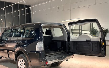 Mitsubishi Pajero IV, 2011 год, 1 745 000 рублей, 24 фотография
