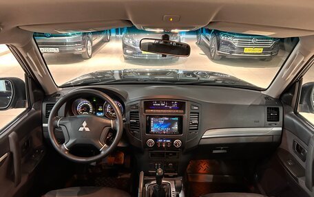 Mitsubishi Pajero IV, 2011 год, 1 745 000 рублей, 31 фотография