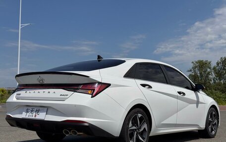 Hyundai Elantra, 2022 год, 1 100 000 рублей, 8 фотография