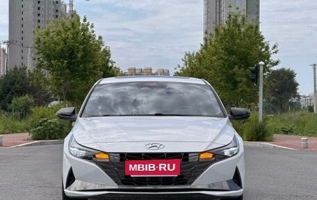 Hyundai Elantra, 2022 год, 1 100 000 рублей, 2 фотография