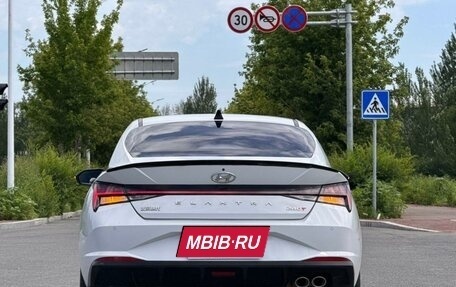 Hyundai Elantra, 2022 год, 1 100 000 рублей, 7 фотография