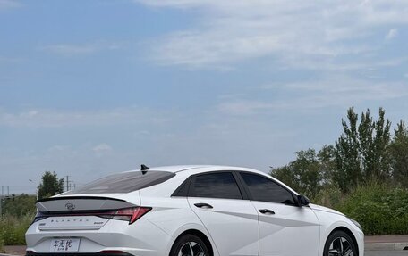 Hyundai Elantra, 2022 год, 1 100 000 рублей, 9 фотография