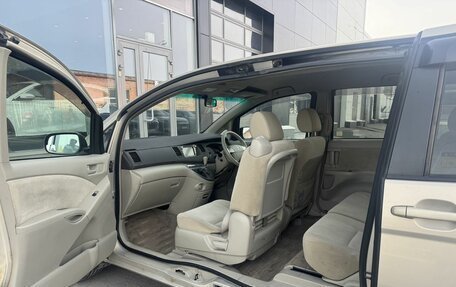 Toyota ISis I, 2011 год, 1 050 000 рублей, 12 фотография