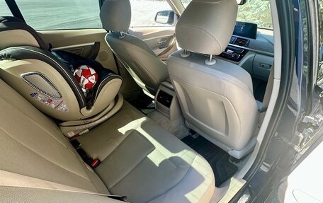 BMW 3 серия, 2011 год, 1 950 000 рублей, 14 фотография