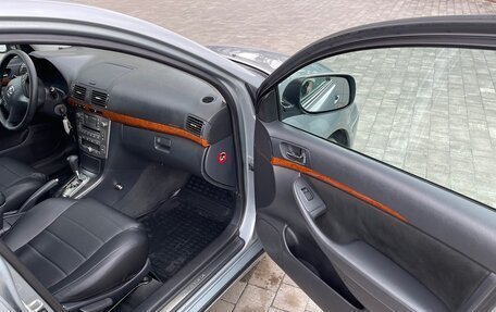 Toyota Avensis III рестайлинг, 2007 год, 920 000 рублей, 20 фотография