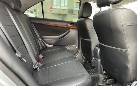 Toyota Avensis III рестайлинг, 2007 год, 920 000 рублей, 19 фотография