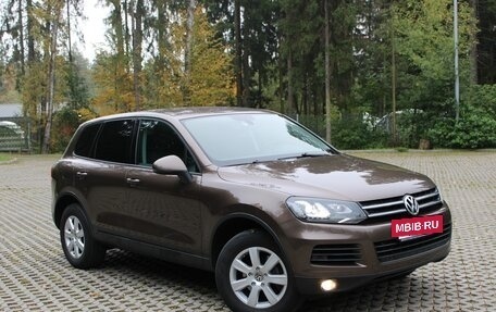 Volkswagen Touareg III, 2012 год, 2 450 000 рублей, 3 фотография