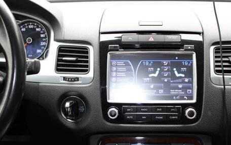Volkswagen Touareg III, 2012 год, 2 450 000 рублей, 16 фотография