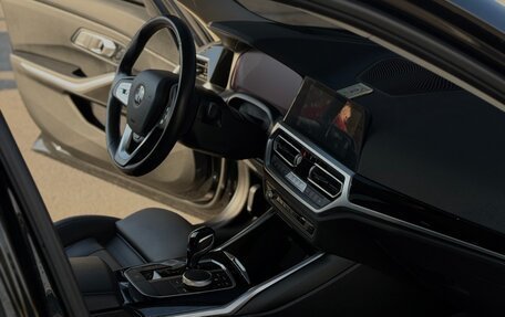 BMW 3 серия, 2021 год, 3 700 000 рублей, 31 фотография