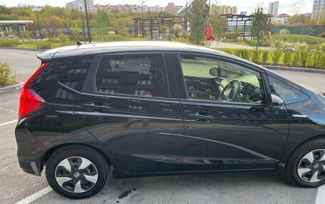 Honda Fit III, 2019 год, 1 400 000 рублей, 4 фотография