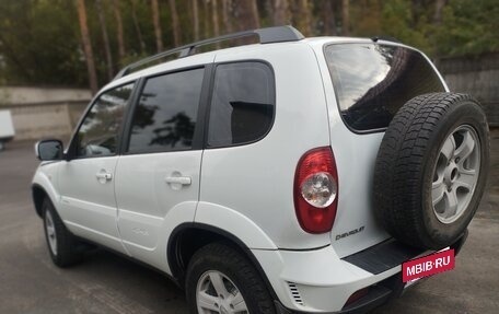 Chevrolet Niva I рестайлинг, 2014 год, 410 000 рублей, 3 фотография