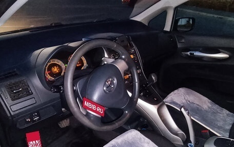 Toyota Auris II, 2008 год, 650 000 рублей, 11 фотография