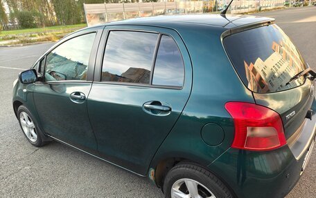 Toyota Yaris III рестайлинг, 2007 год, 400 000 рублей, 5 фотография